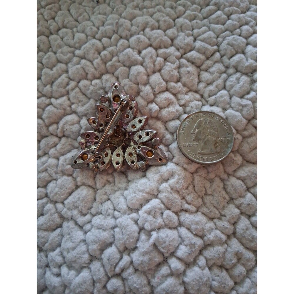 Gorgeous Pink AB Rhinestone Brooch - Picture 4 of 4